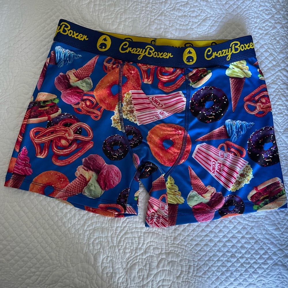 NWOT CRAZY BOXER Foodie Fast Food Boxer
Briefs. Size: L